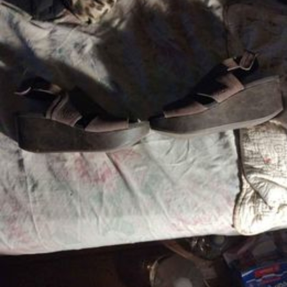 Yellowbox women wedge sandles, size 11, brown - Picture 2 of 4